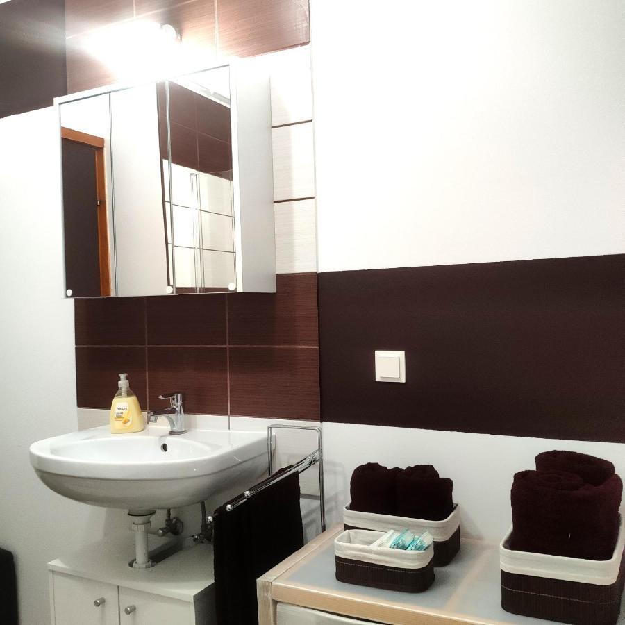 Color Apartmanok Эгер Экстерьер фото